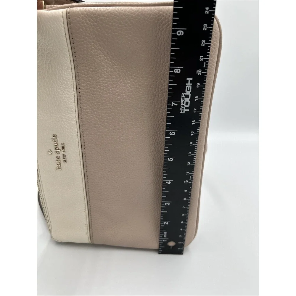 Kate Spade Leila Triple Gusset 2 Toned Pebbled Warm Beige White‎ Crossbody